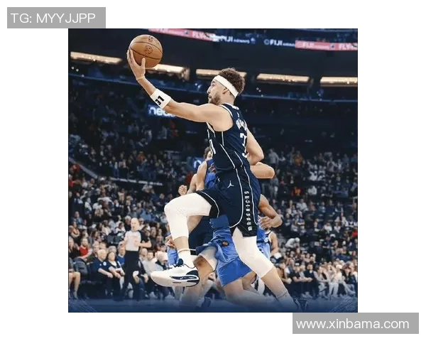 克莱·汤普森手感回暖拉塞尔低迷，弗拉格独木难支独行侠憾负英雄联盟赛事回顾